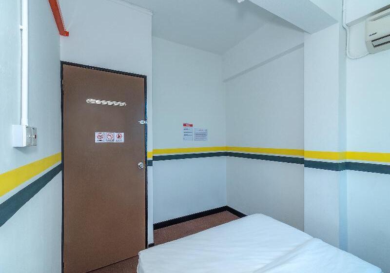 חדר סטנדרט, Spot On 89936 Sutera Inn