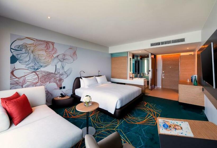 Номер Deluxe Кровать Кинг, Novotel Marina Sriracha