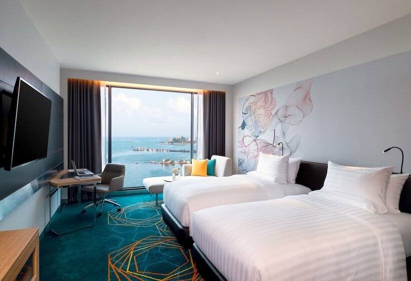 Номер Deluxe Вид на Море, Novotel Marina Sriracha