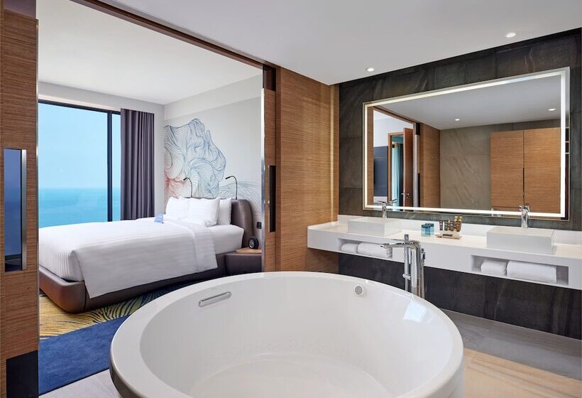 Family Suite, Novotel Marina Sriracha