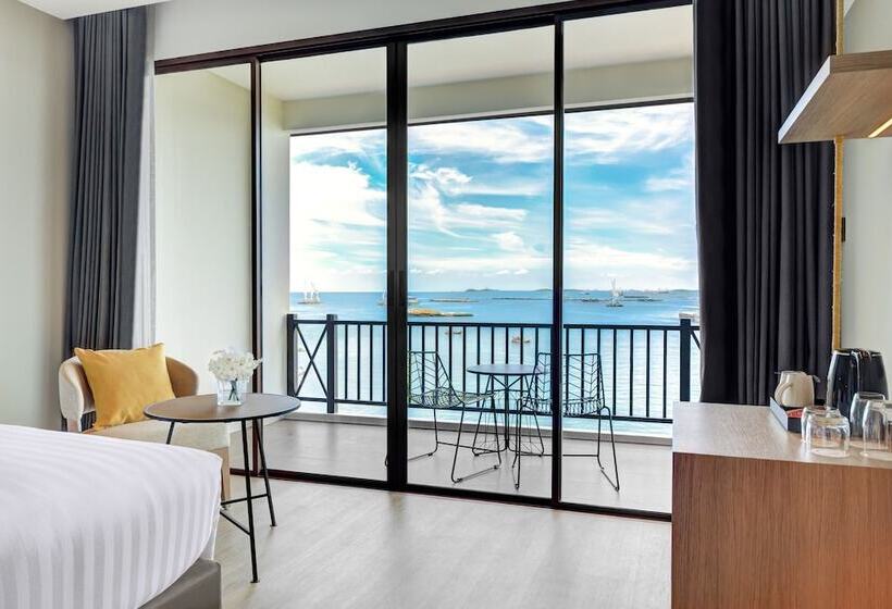 Номер Deluxe Вид на Море, Novotel Marina Sriracha