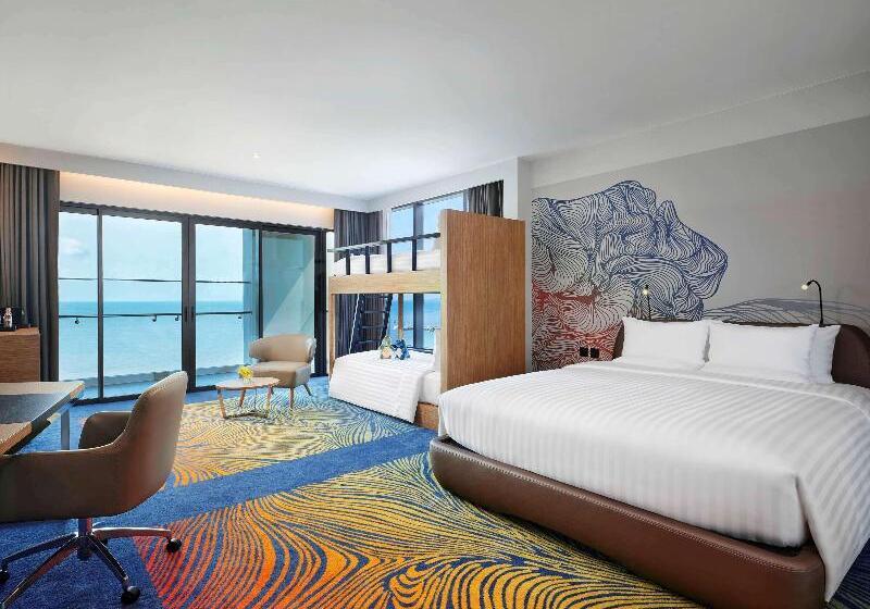 Люкс Кровать Кинг, Novotel Marina Sriracha