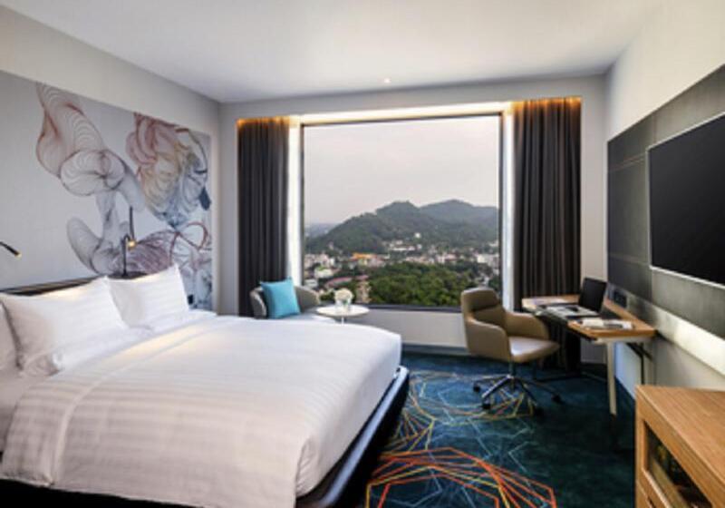 Номер Superior Кровать Кинг, Novotel Marina Sriracha