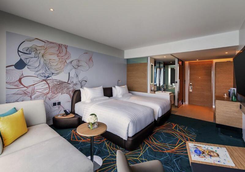 اتاق پرمیوم با چشم‌انداز دریا, Novotel Marina Sriracha