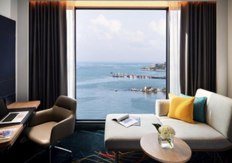 Номер Deluxe Вид на Море, Novotel Marina Sriracha