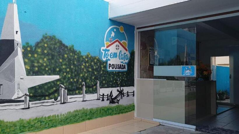חדר אקונומי לשלושה, Pousada Tô Em Casa!
