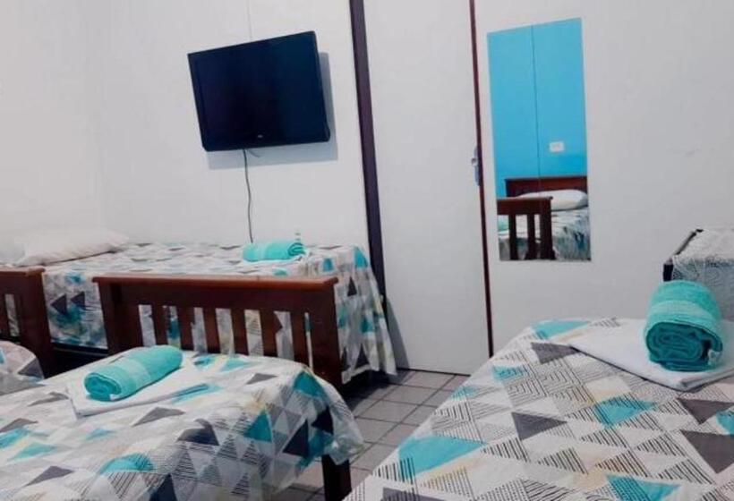 חדר משפחתי, Pousada Tô Em Casa!