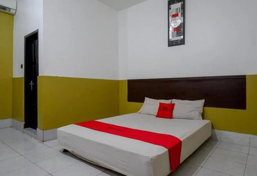 スーペリアールーム, Reddoorz Syariah @ Hotel Wisma Indonesia Kendari
