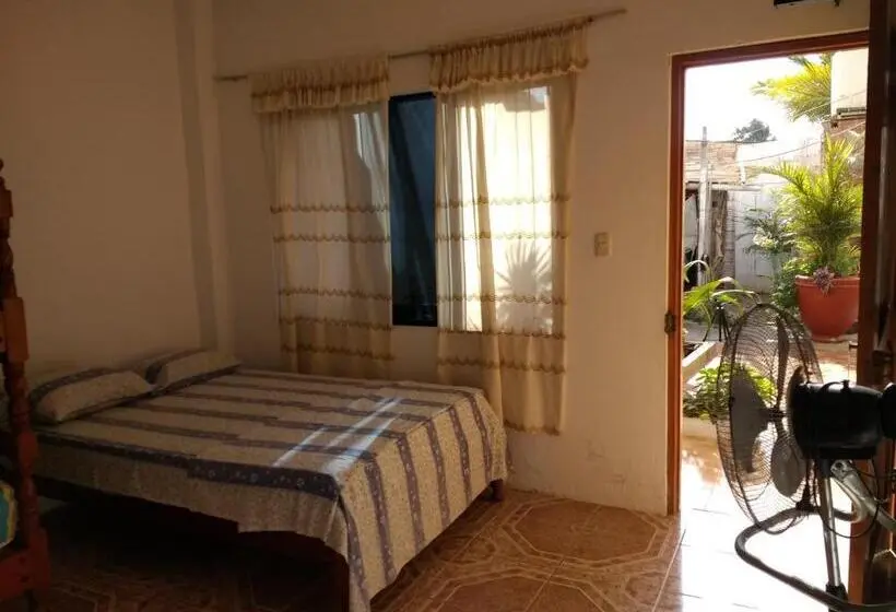 اتاق کلاسیک چهارنفره, Hospedaje Costa Norte