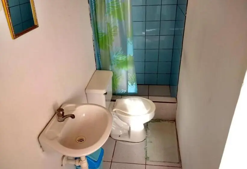 اتاق استاندارد یک نفره, Hospedaje Costa Norte