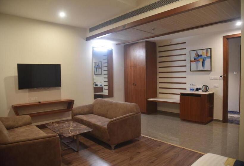 اتاق لوکس, Ariena The Boutique