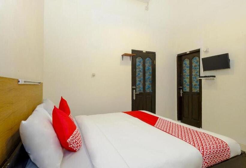 スタンダードルーム, Oyo 3088 Green Valley House