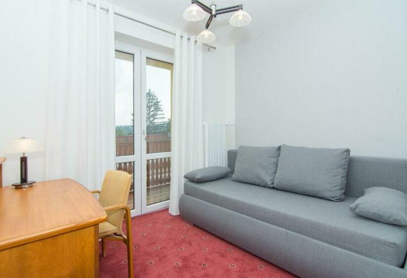 דירה בת חדר שינה 1 עם מרפסת, Relax Kycera