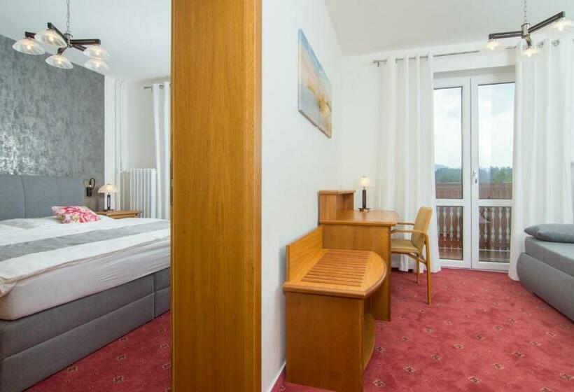 דירה בת חדר שינה 1 עם מרפסת, Relax Kycera