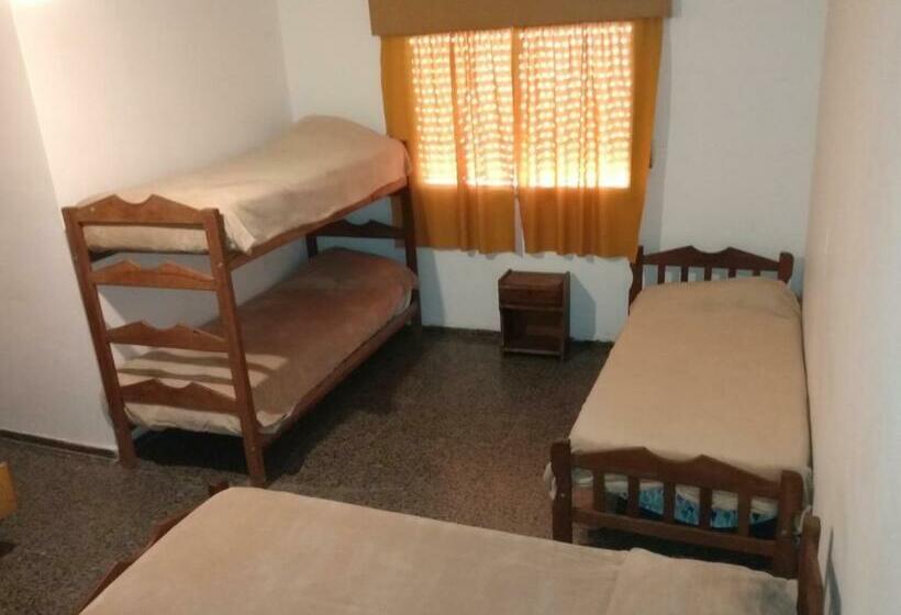 패밀리 룸, La Nueva Estancia