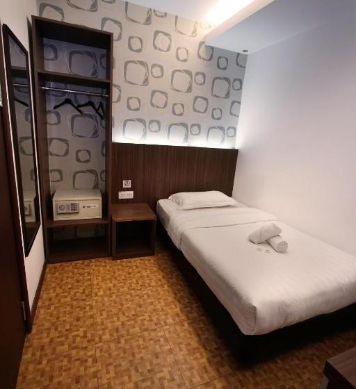 اتاق استاندارد یک نفره, Pavilion Inn