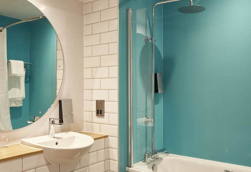 标准间, The Churchill By Greene King Inns