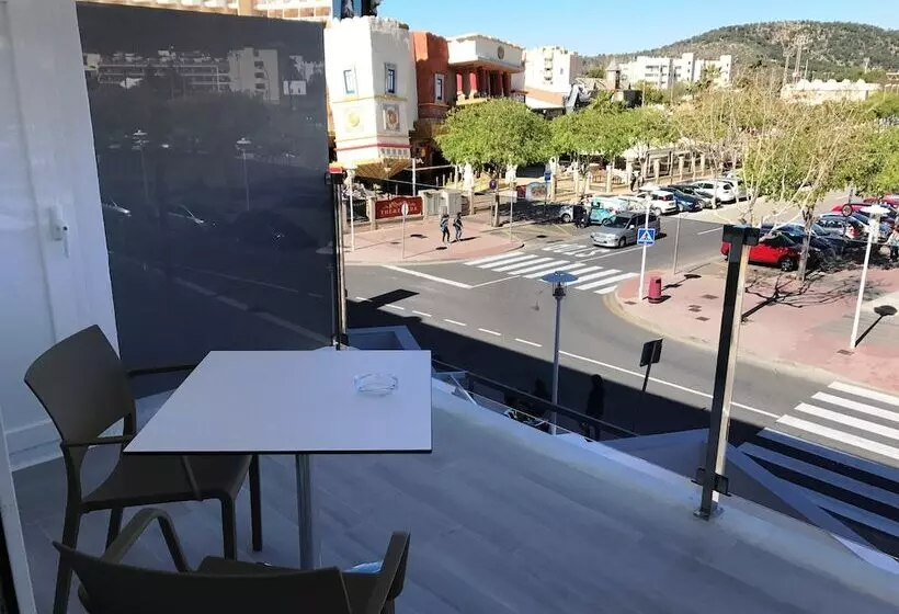 استودیوی استاندارد با چشم‌انداز شهر, Inn Mallorca Apart