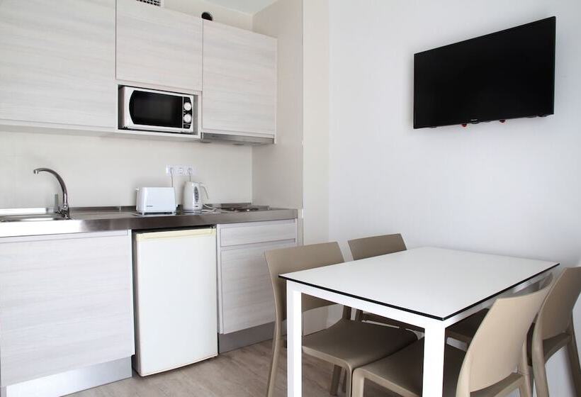 استودیوی استاندارد با چشمانداز شهر, Inn Mallorca Apart