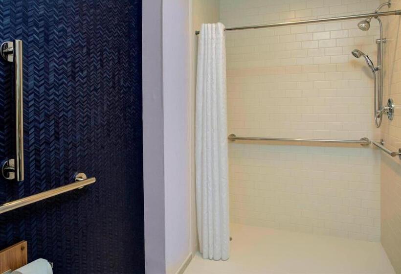 스탠다드 룸 킹사이즈 침대, Fairfield Inn & Suites By Marriott Virginia Beach Oceanfront