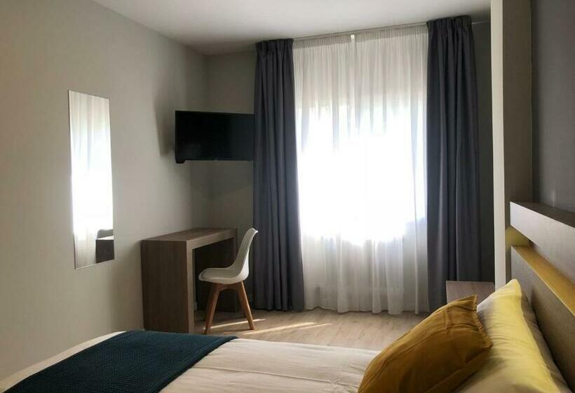 标准间, Alda Estacion Pontevedra