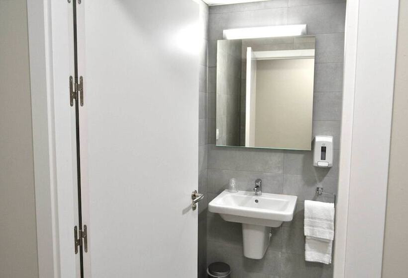 标准间, Alda Estacion Pontevedra