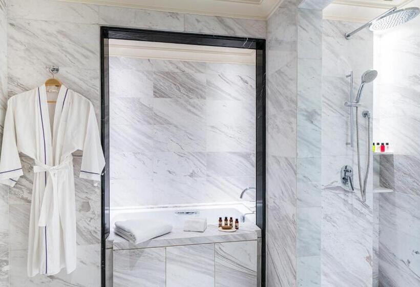 سوئیت 2 خوابه, Caravelle Saigon