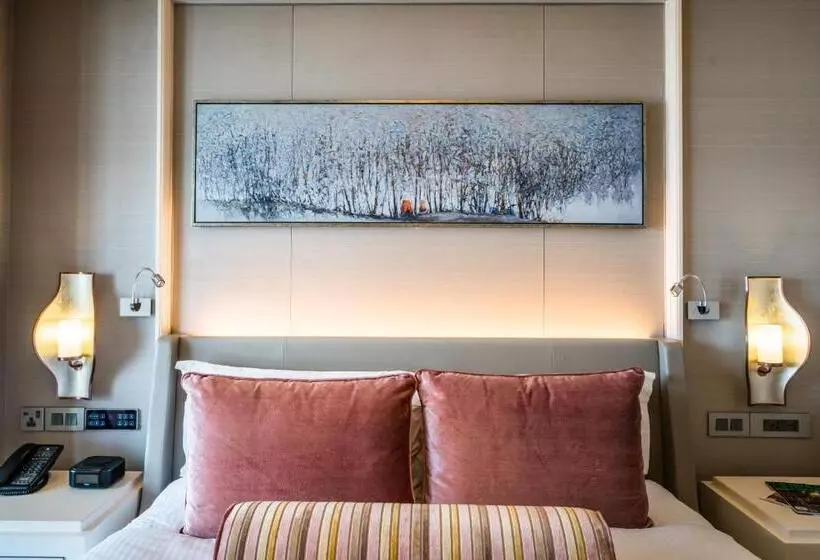 Deluxe-huone, Caravelle Saigon