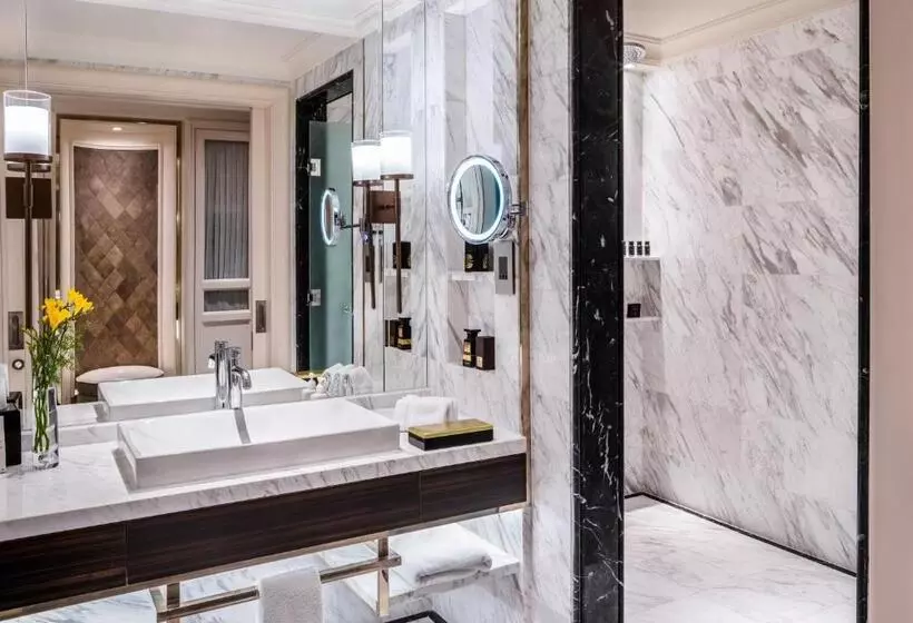 Standard-huone, Caravelle Saigon
