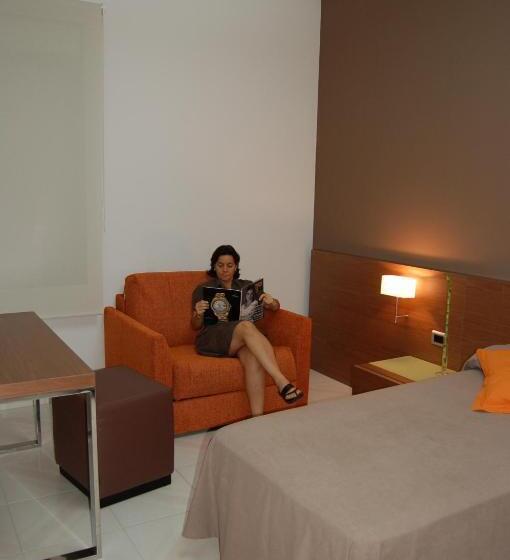 スタンダードシングルルーム, Diego