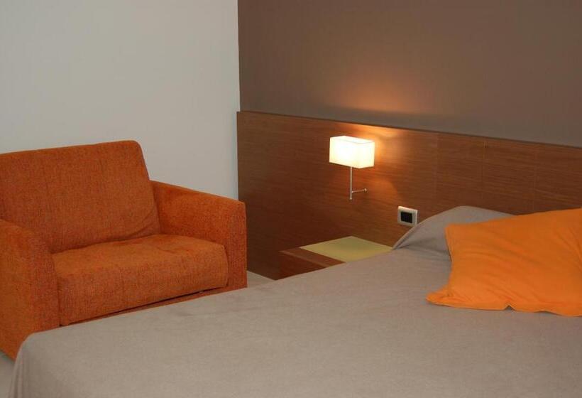 スタンダードルーム, Diego