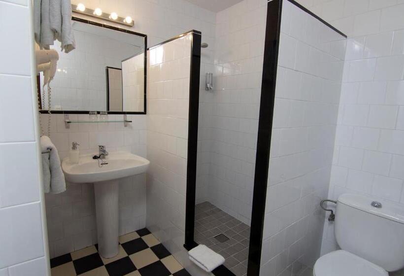 标准工作室带阳台, Finlandia