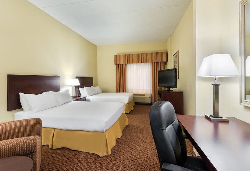 带2个双人床的标准工作室, Holiday Inn Express Richmond Airport, An Ihg