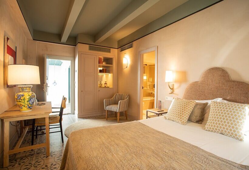 Номер Стандарт, Hospes Las Casas Del Rey De Baeza, A Member Of Design Hotels
