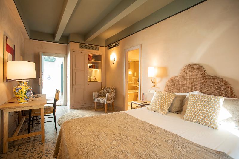 Номер Стандарт, Hospes Las Casas Del Rey De Baeza, A Member Of Design Hotels