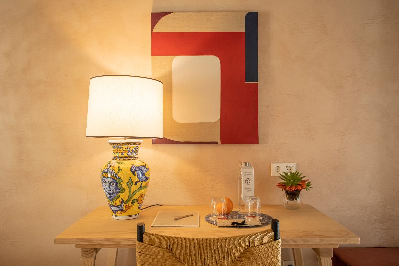 Номер Стандарт, Hospes Las Casas Del Rey De Baeza, A Member Of Design Hotels