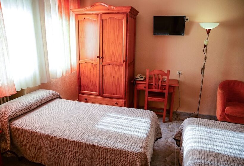 غرفة قياسية, Hostal Real