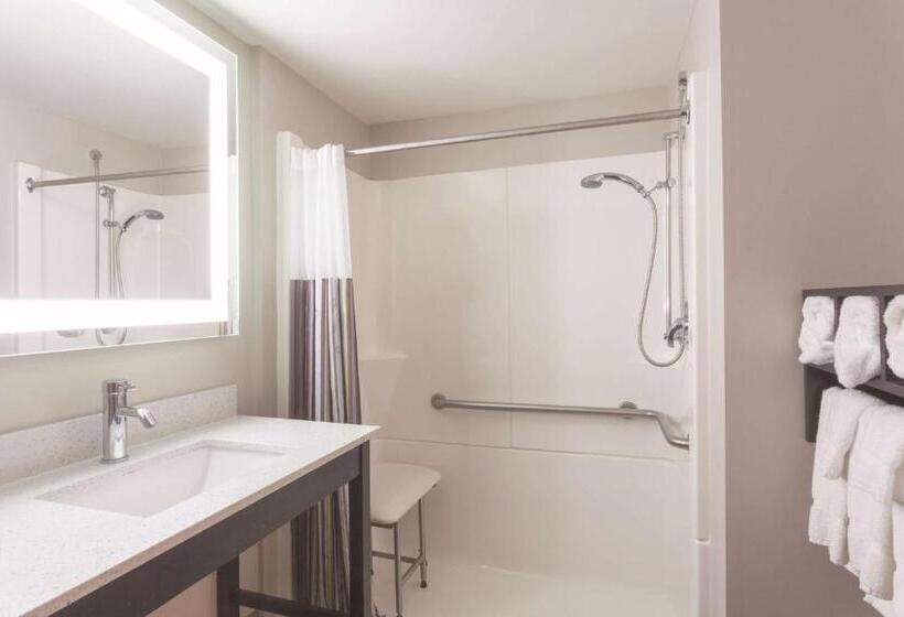 غرفة قياسية, La Quinta By Wyndham Columbus North