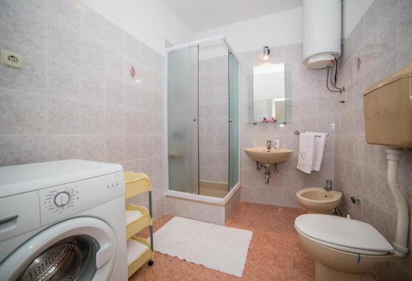 ２ベッドルームアパートメント, Apartments Milas