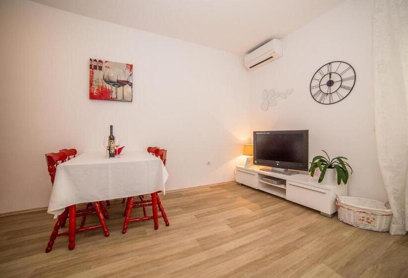 带1个卧室的公寓, Apartments Milas