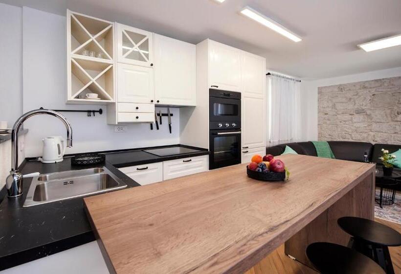 Апартаменты Дюплекс 1 Спальня, Riva Residence
