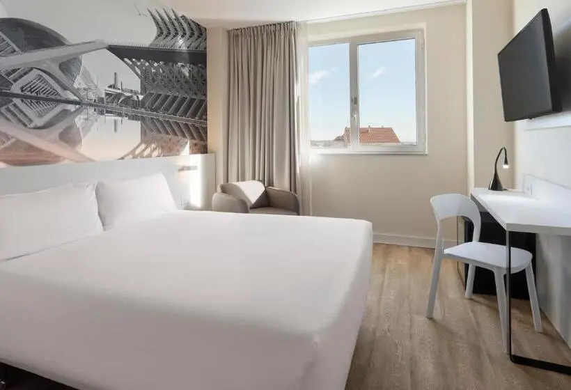اتاق استاندارد, B&b Hotel Valencia Arena