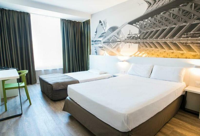 패밀리 룸, B&b Hotel Valencia Ciudad De Las Ciencias