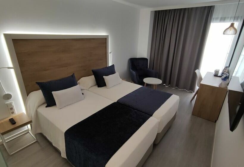 스탠다드 룸, Eurostars Puerto de Ibiza