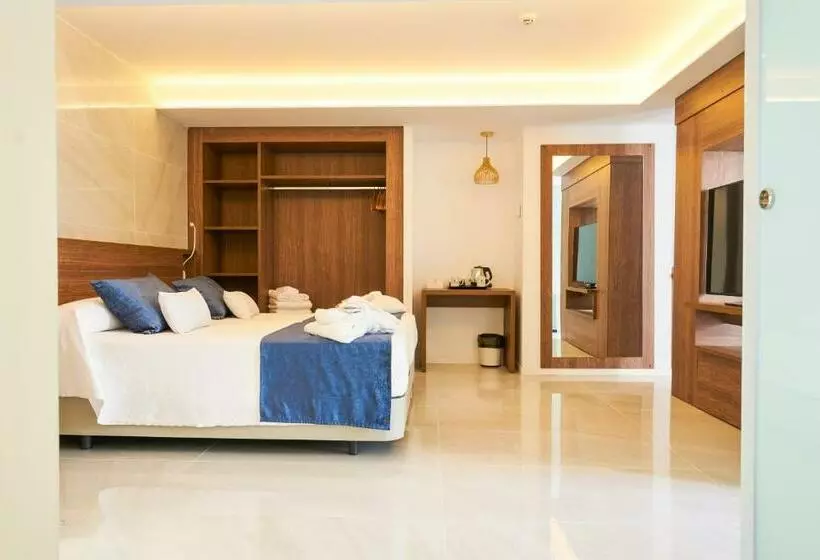 سوییت, Eurostars Puerto de Ibiza