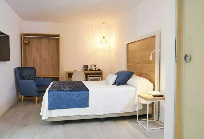 اتاق استاندارد یک نفره, Eurostars Puerto de Ibiza