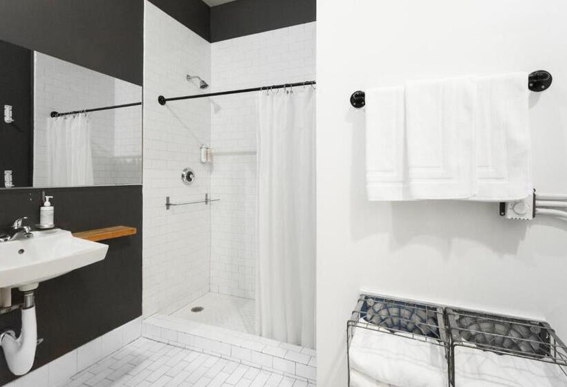 Номер Стандарт Индивидуальный Совместная Ванная, The Clyde Hotel Portland By Kasa