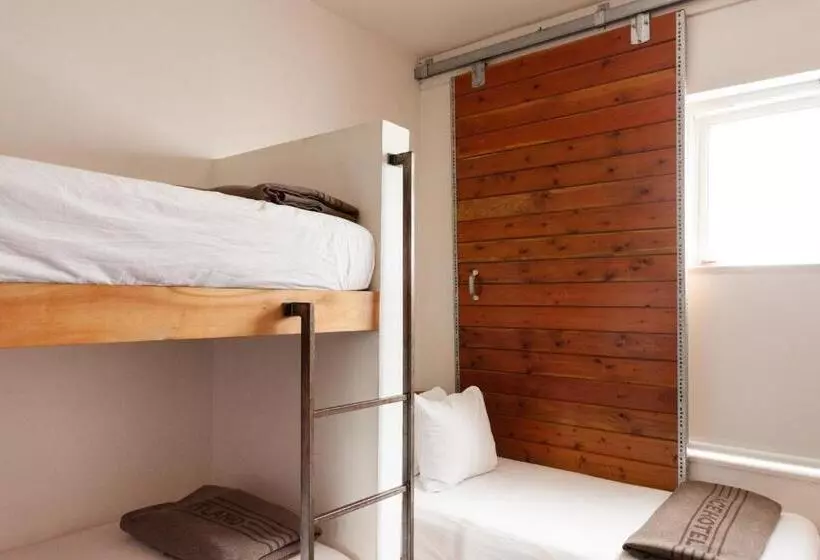 バスルーム共有のトリプルスタンダード, The Clyde Hotel Portland By Kasa