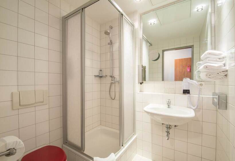 חדר קומפורט, Amedia Express Passau, Trademark Collection By Wyndham