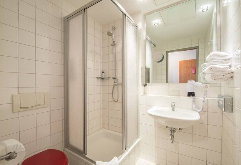 חדר קומפורט, Amedia Express Passau, Trademark Collection By Wyndham